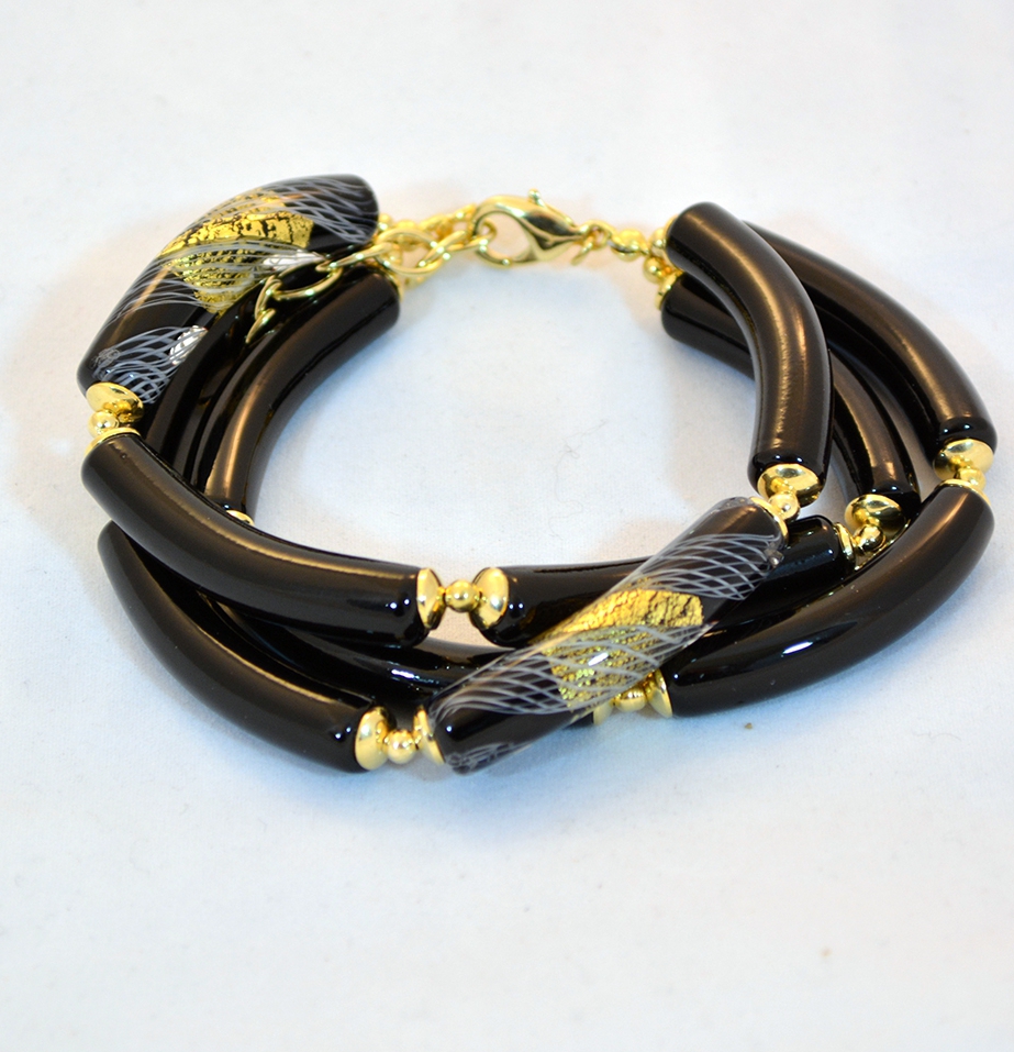 Black Murano Elongated Bead Piega Bracelet