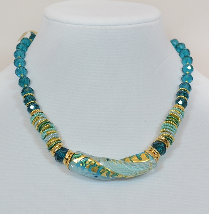 Blue and gold bead and twist pendant necklace
