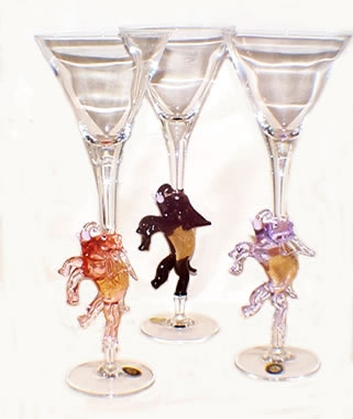 https://file.1001shops.com/MuranoGlassGifts/Murano-Glass_murano-glass-martini-glasses_Elephant-Goblets.jpg