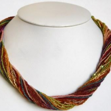 Twist w/ Beads Necklace Multicolor