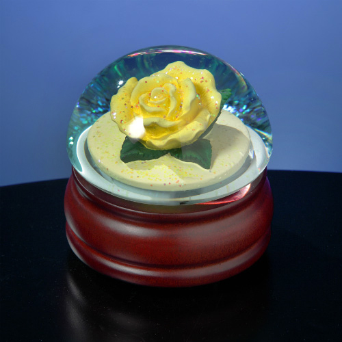 Yellow Rose Mushroom Globe