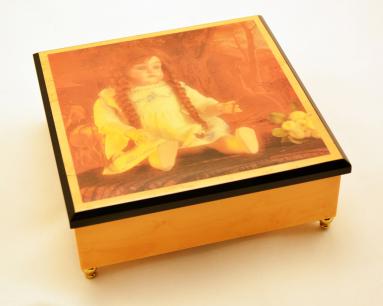 High gloss Baby doll music box
