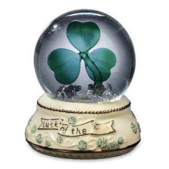 Irish Shamrock Lighted Water Globe