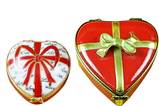 Beautiful Hearts limoges porcelain hand made in Limoges, France. 