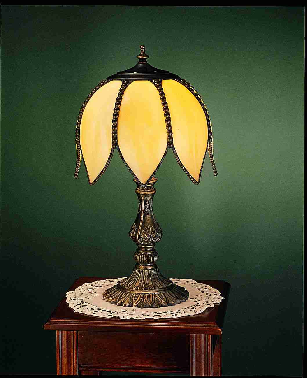 Tulip Accent Lamp