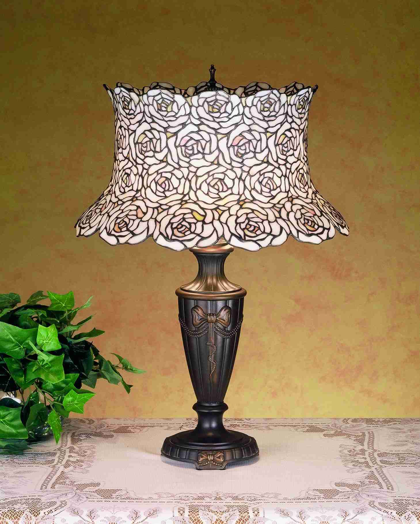 Blooming Rose Table Lamp